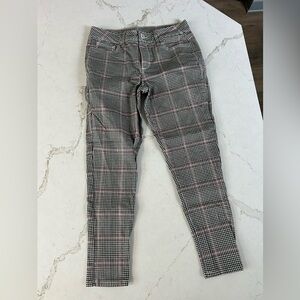 St. John's Bay Black & Pink Glen Plaid Cropped Pants